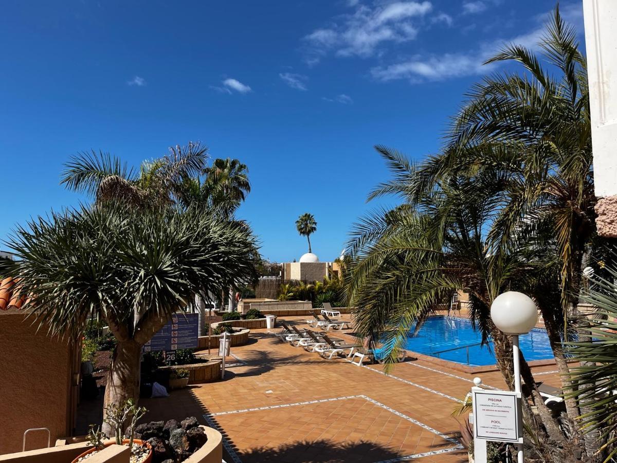 Borinquen Studio Apartment Playa Feñabe Buitenkant foto