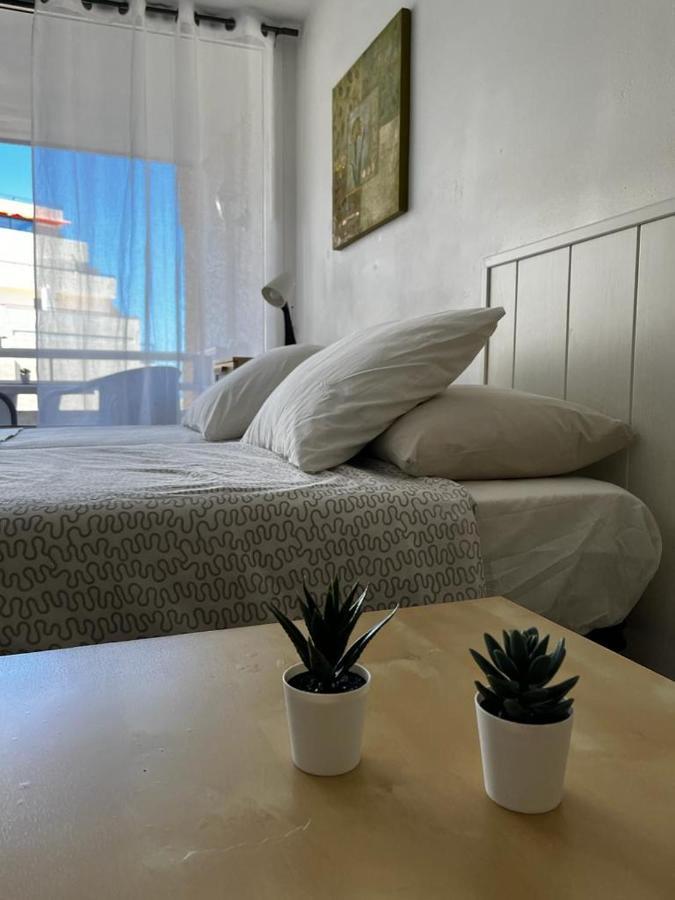 Borinquen Studio Apartment Playa Feñabe Buitenkant foto